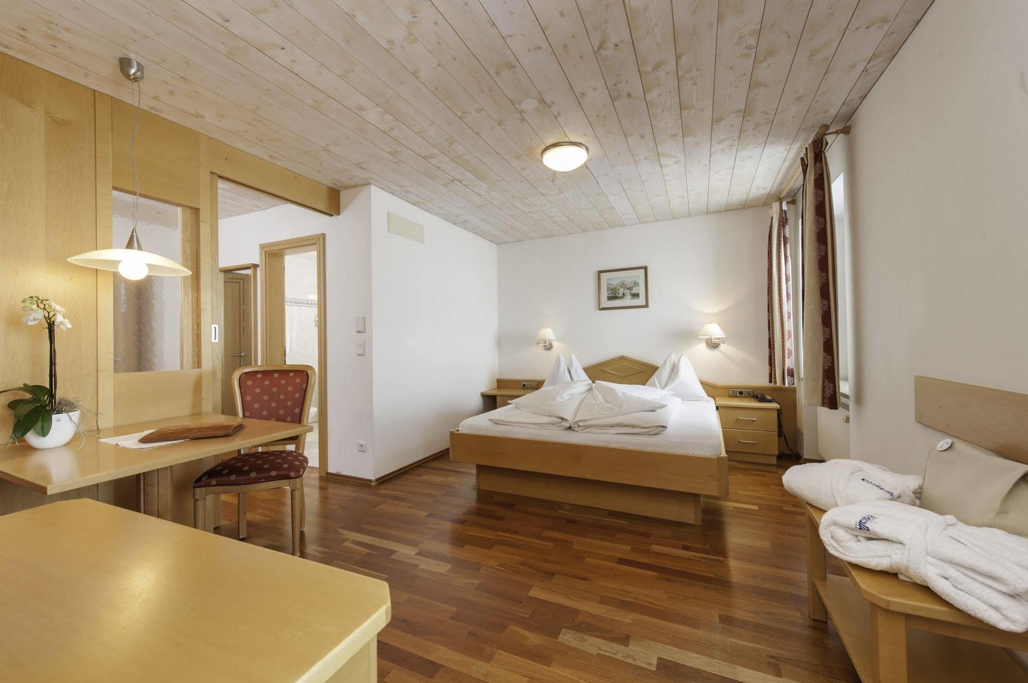 Hotel Gampen Зольда Экстерьер фото